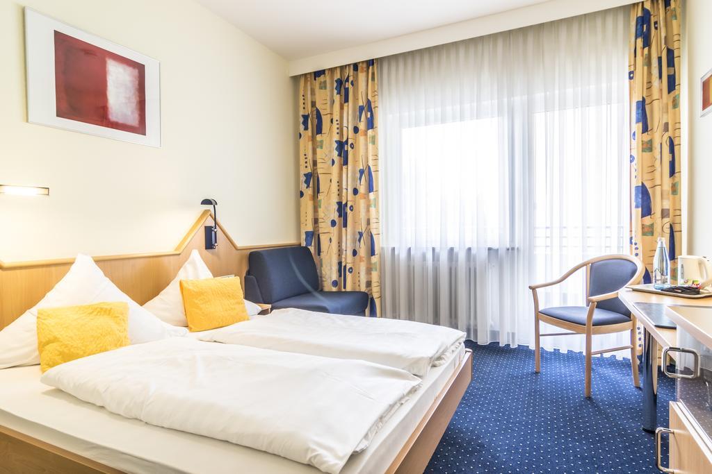 Hotel Garni Oberrhein Rheinfelden  Oda fotoğraf