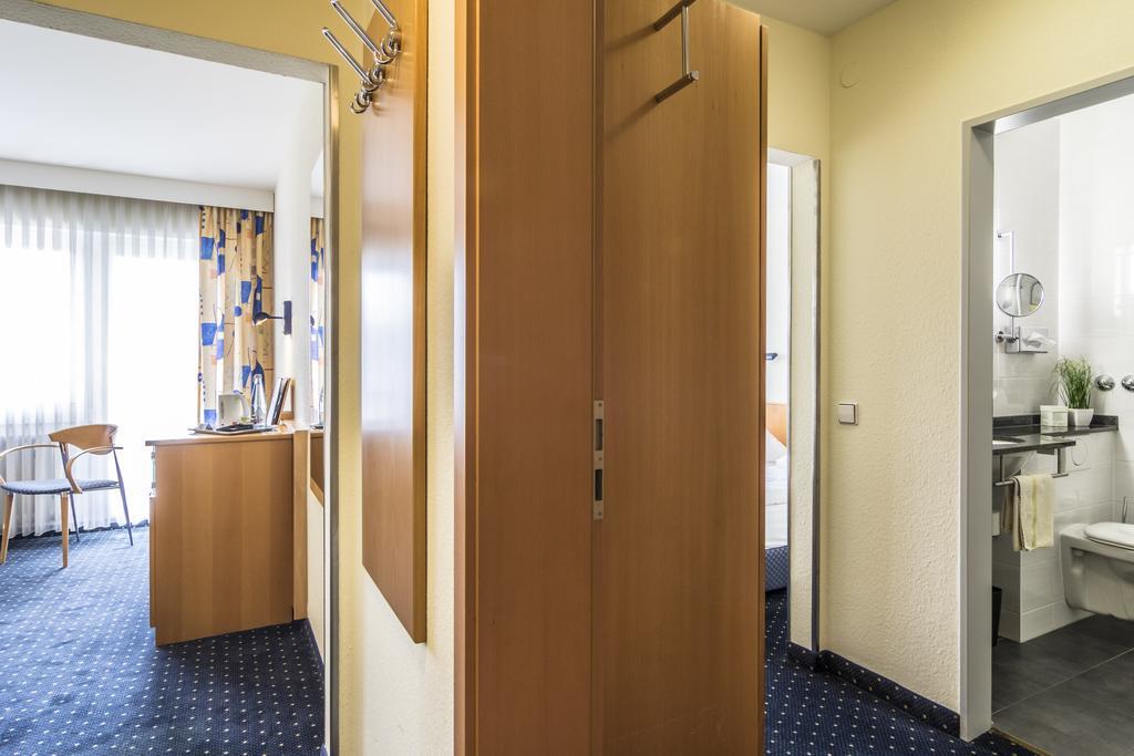 Hotel Garni Oberrhein Rheinfelden  Oda fotoğraf